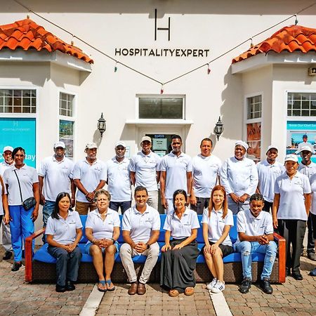 Hospitality Expert Little Waters Villa Негрил Екстериор снимка